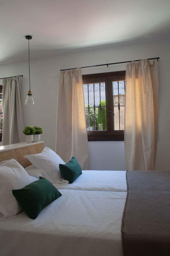 Apartamentos Tres Llaves Palacio De Vela De Los Cobos 乌贝达 外观 照片