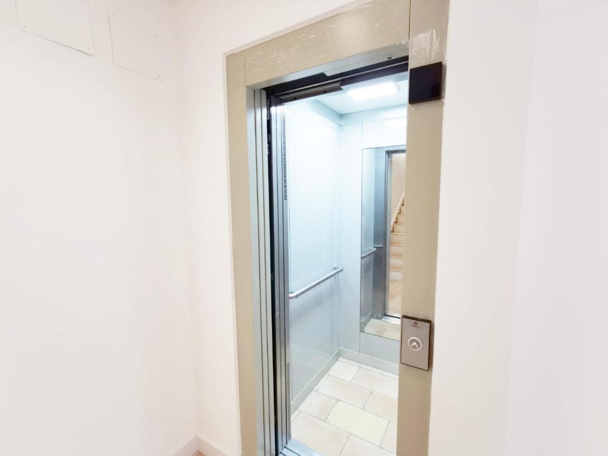 Apartamentos Tres Llaves Palacio De Vela De Los Cobos 乌贝达 外观 照片